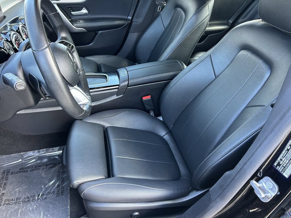 Used 2025 Mercedes-Benz CLA 250 image 21