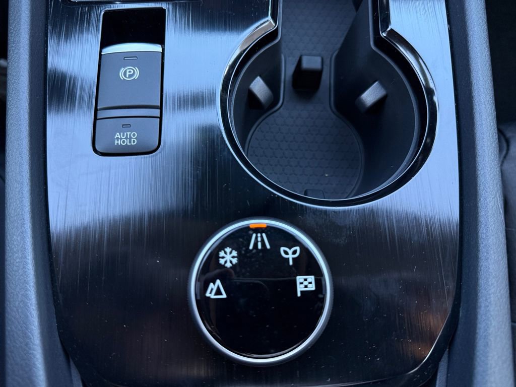 New 2026 Nissan Rogue Dark Armor image 31