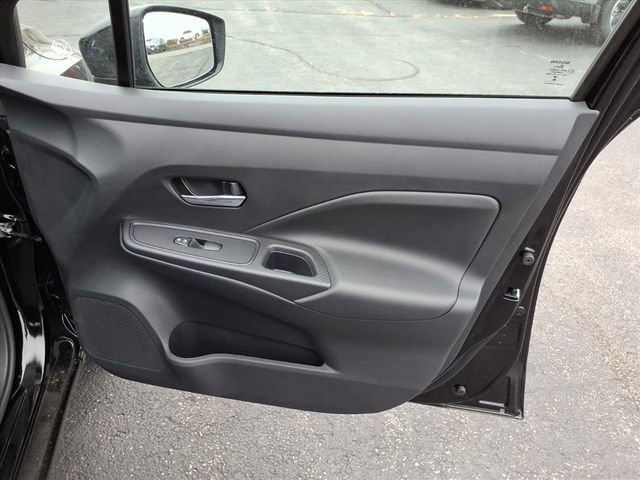 New 2025 Nissan Versa SV w/ Trunk Package image 19