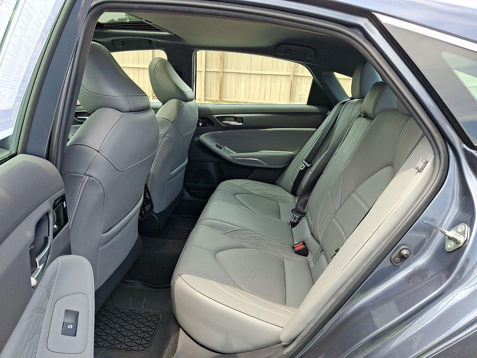 Used 2020 Toyota Avalon Limited w/ Advanced Safety Package FWD image 12