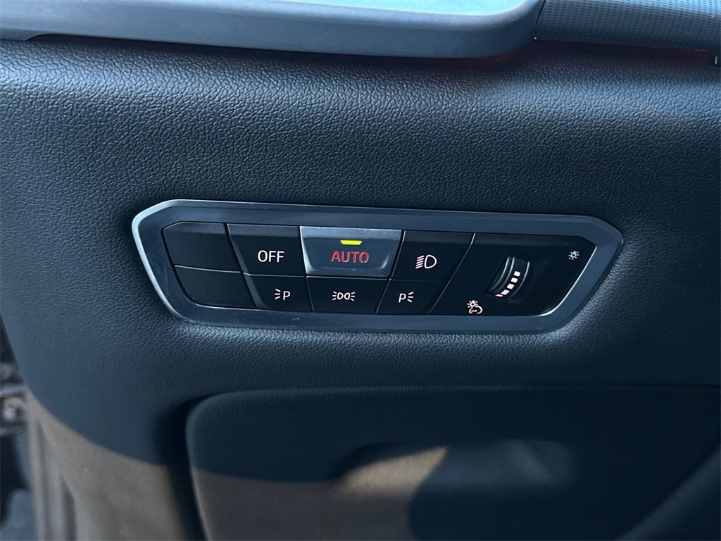 Used 2023 BMW X6 xDrive40i w/ M Sport Package image 22