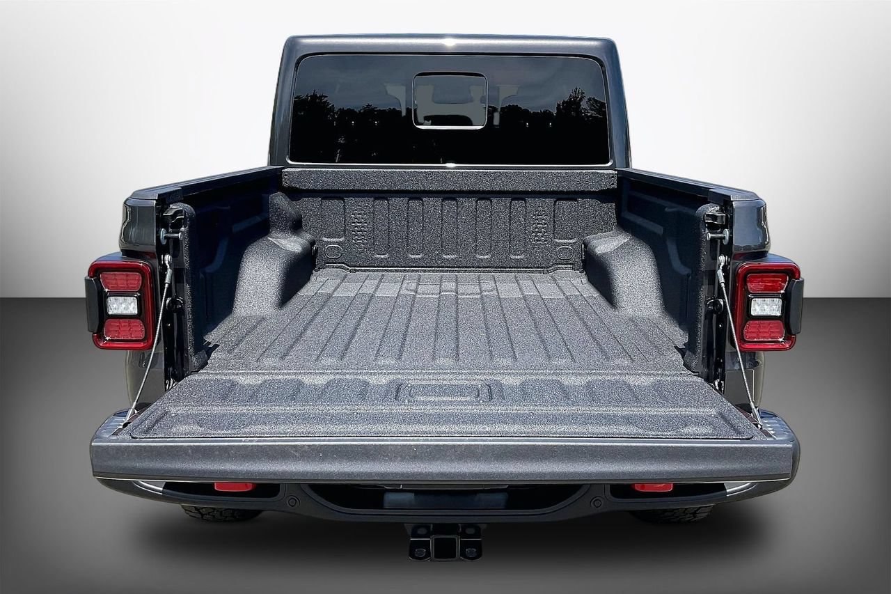 New 2026 Jeep Gladiator Rubicon AWD/4WD image 23