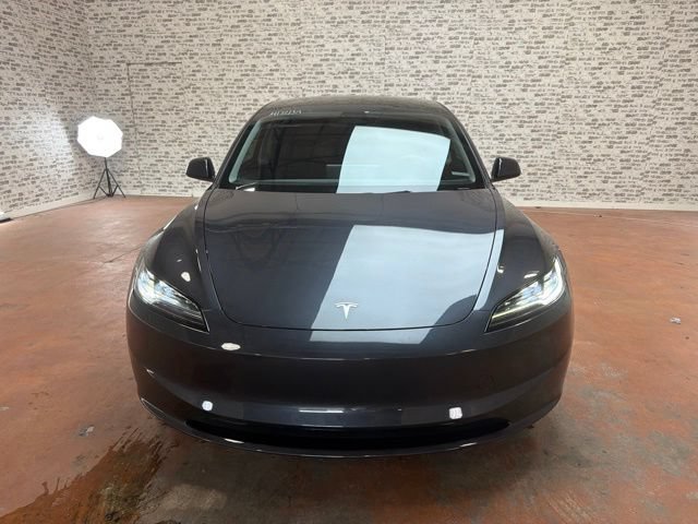 Used 2025 Tesla Model 3 RWD image 2
