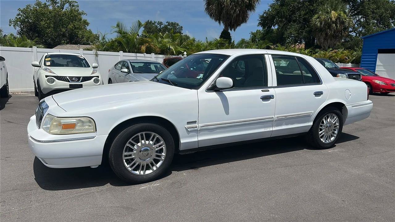 Used 2009 Mercury Grand Marquis LS RWD image 14