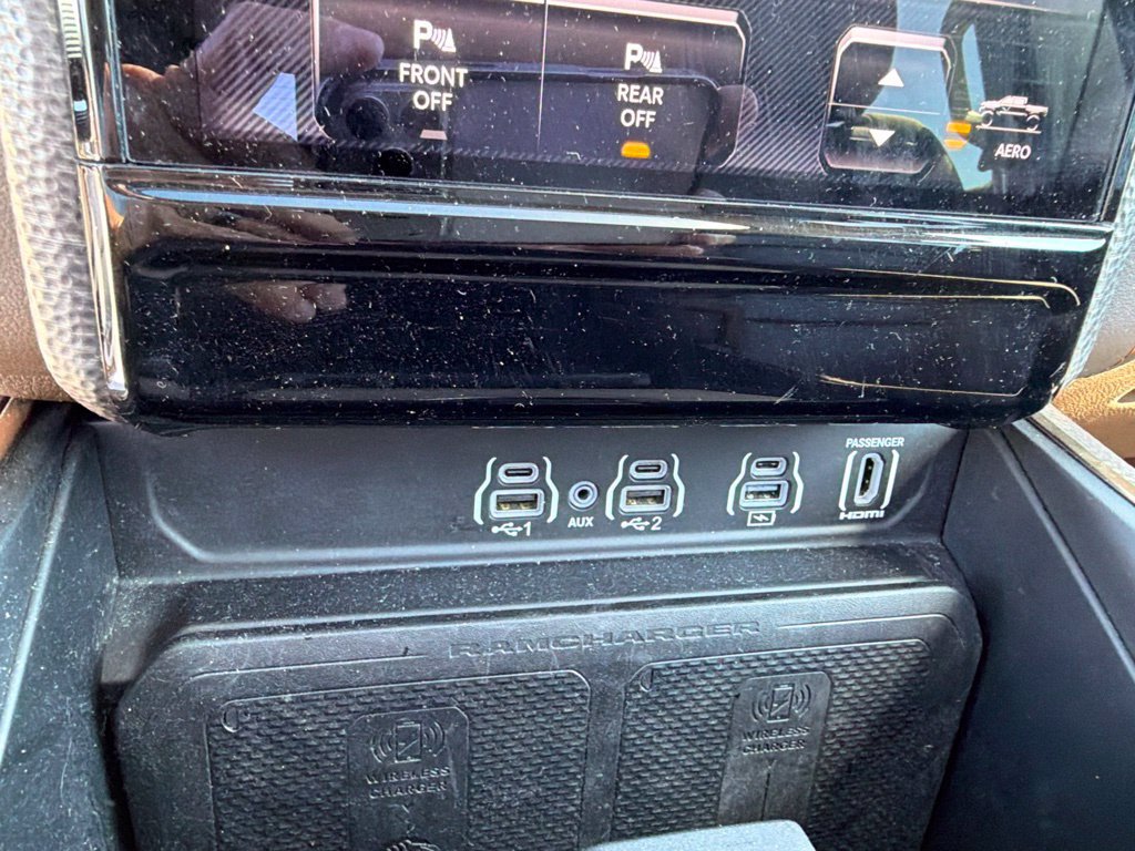 Used 2025 RAM 1500 Limited AWD/4WD image 21