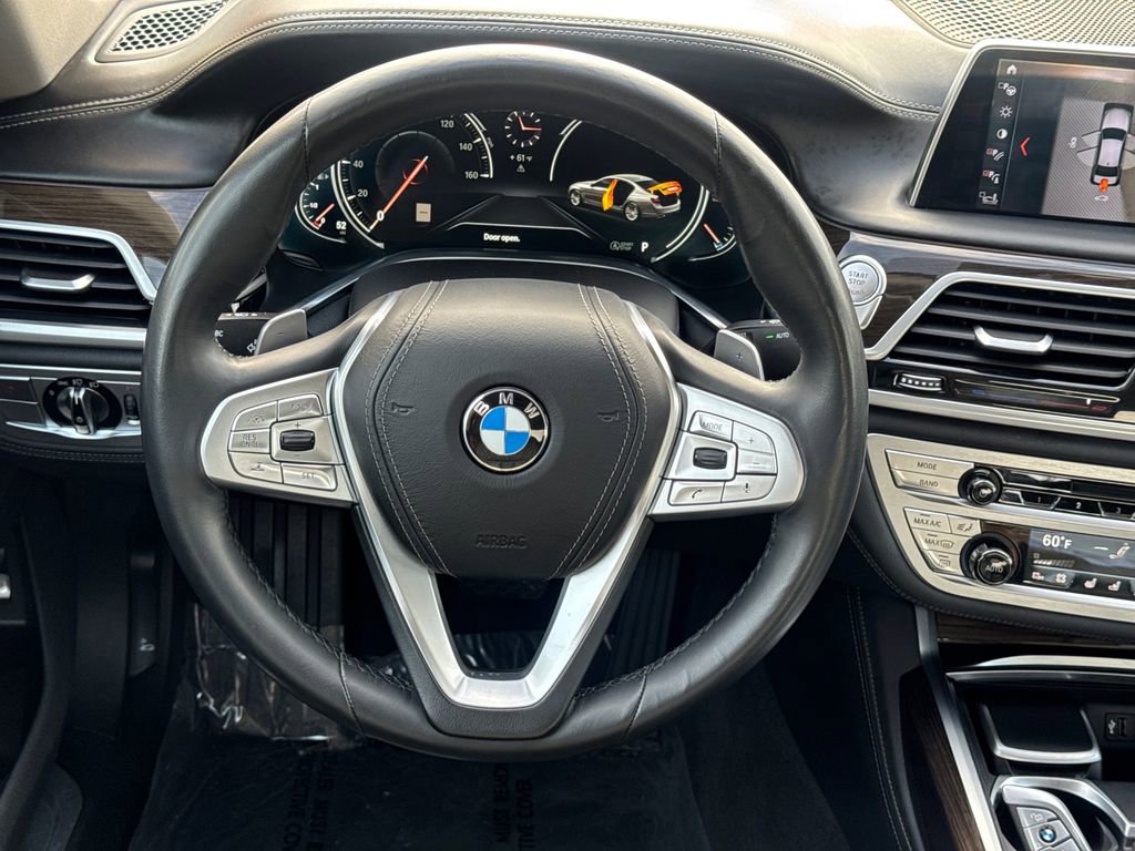 Used 2018 BMW 750i xDrive image 24