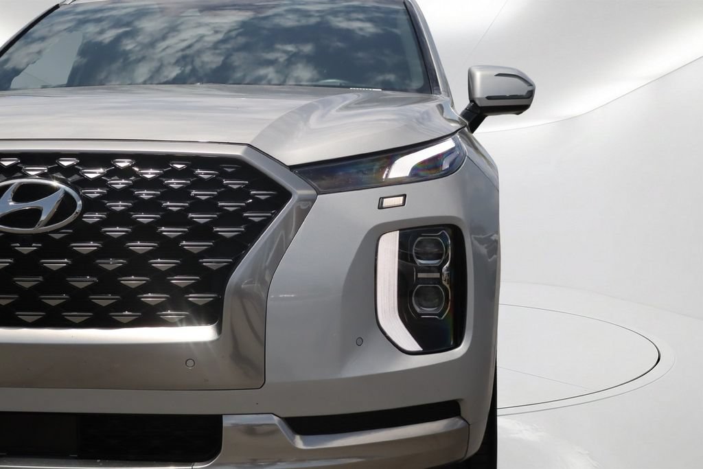 Used 2022 Hyundai Palisade Calligraphy w/ Cargo Package FWD image 7