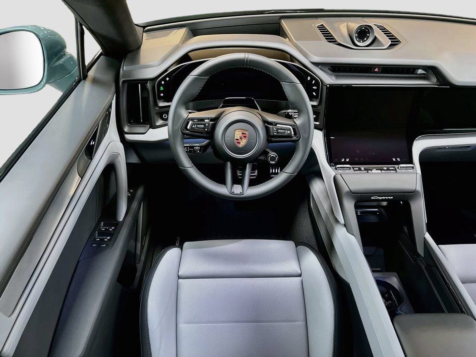 New 2026 Porsche Cayenne Electric AWD/4WD image 25