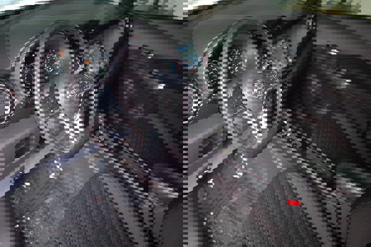 Used 2022 Nissan Kicks SV image 13