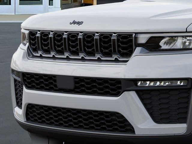 New 2026 Jeep Grand Cherokee L Limited AWD/4WD image 11