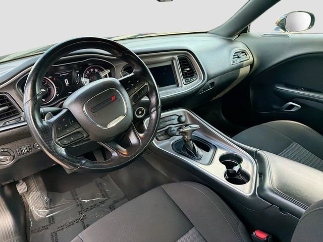 Used 2022 Dodge Challenger GT image 9