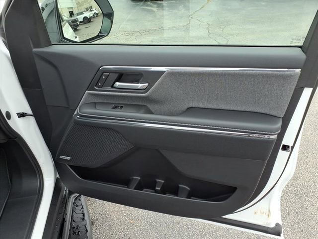 New 2026 GMC Sierra EV Elevation w/ Premium Package image 26