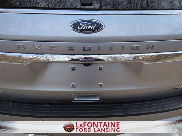 Used 2023 Ford Expedition Max Limited image 10