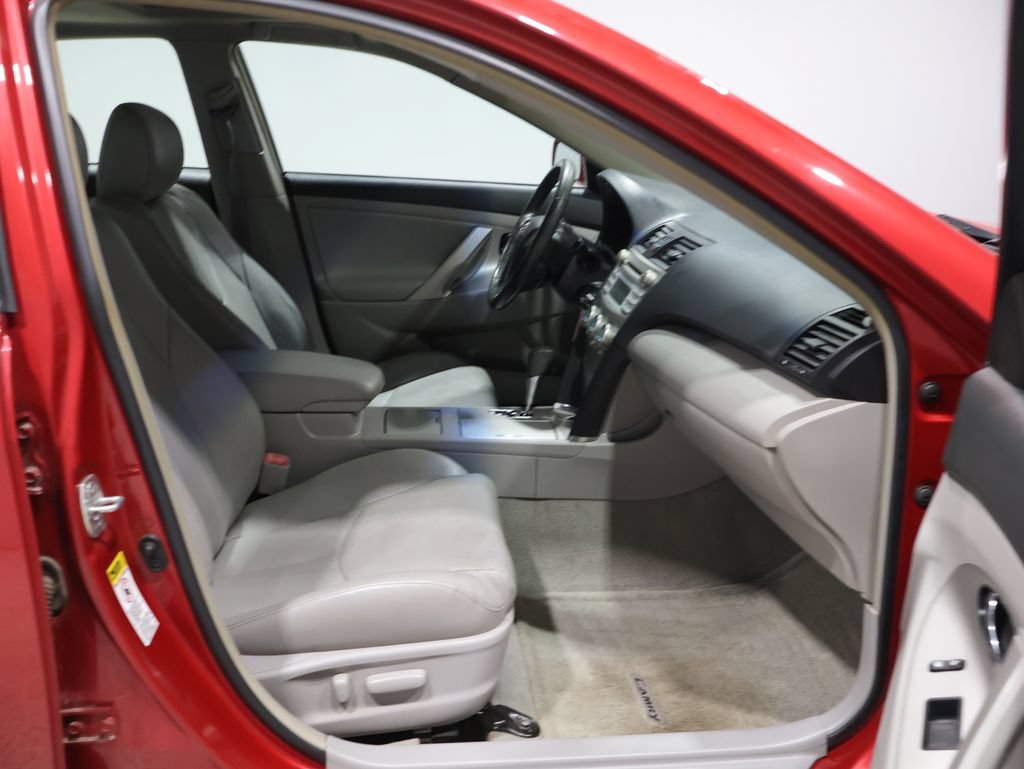 Used 2007 Toyota Camry XLE FWD image 21