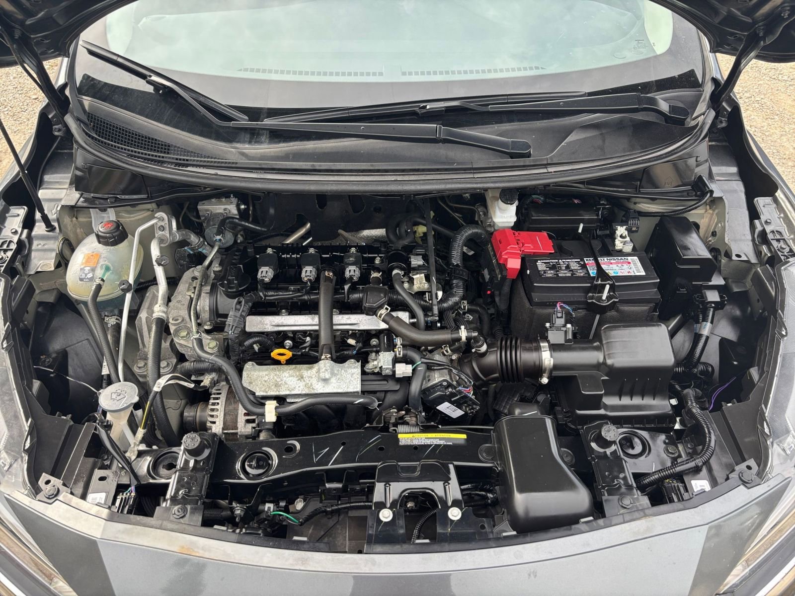 Used 2025 Nissan Versa SV FWD image 29