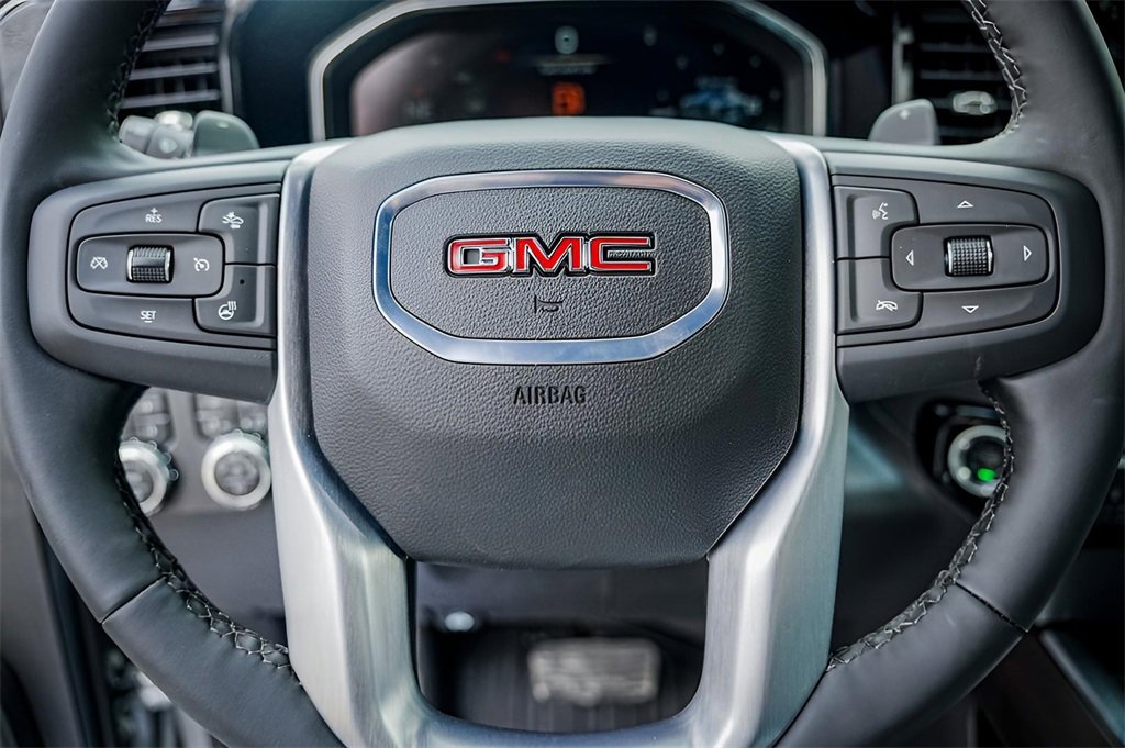 New 2026 GMC Sierra 1500 SLT image 13
