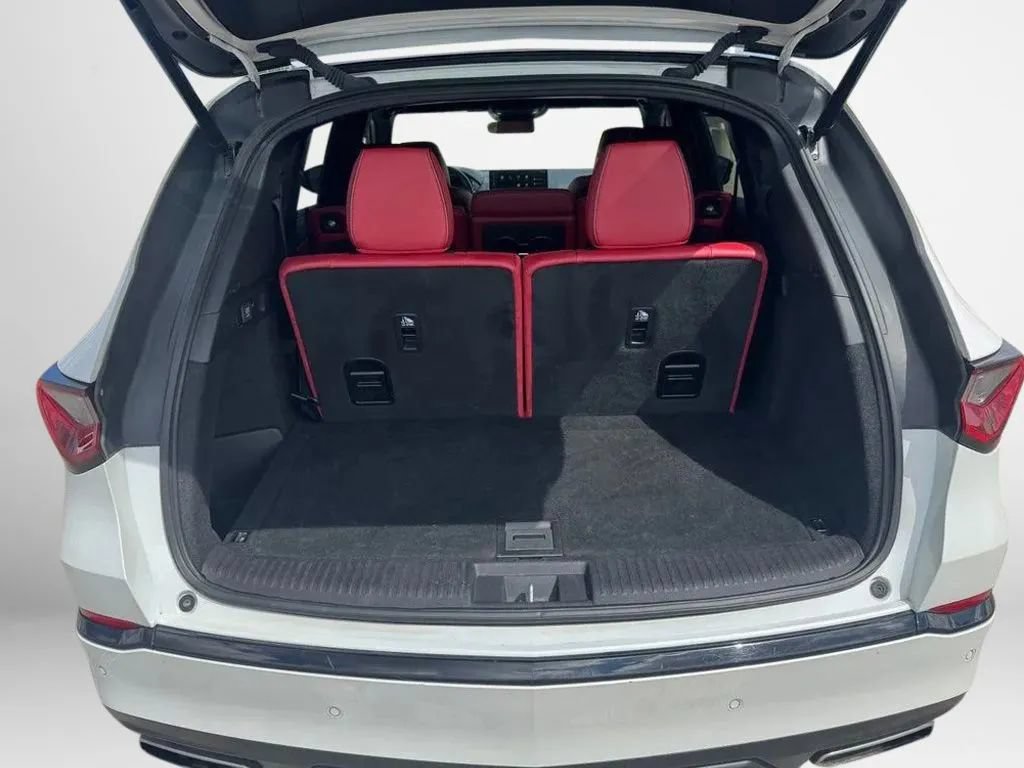 Used 2025 Acura MDX A-Spec AWD/4WD image 33