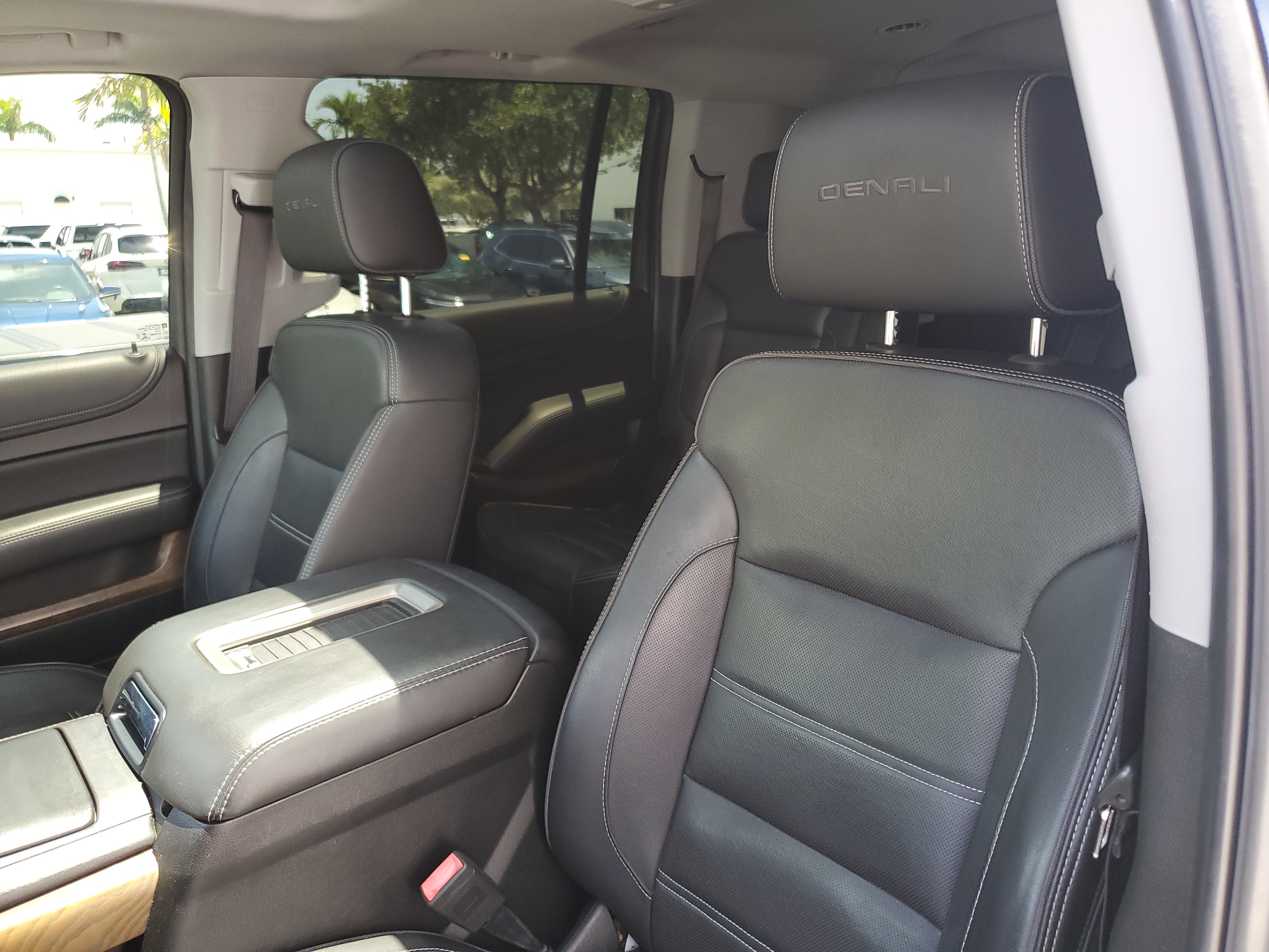 Used 2019 GMC Yukon XL Denali AWD/4WD image 19