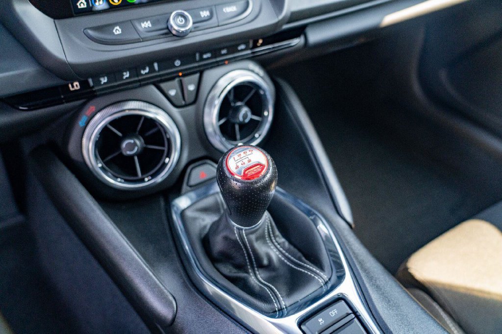 Used 2023 Chevrolet Camaro SS RWD image 21