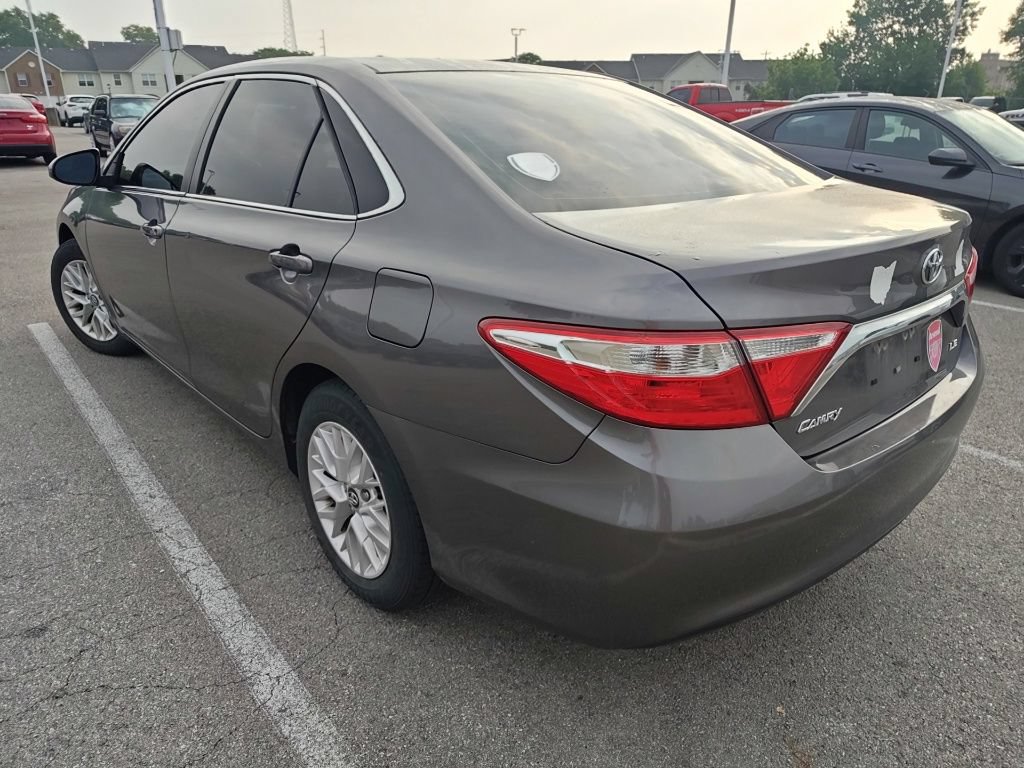 Used 2016 Toyota Camry LE FWD image 5