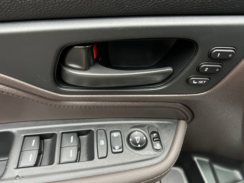 Used 2019 Honda Odyssey EX-L image 12