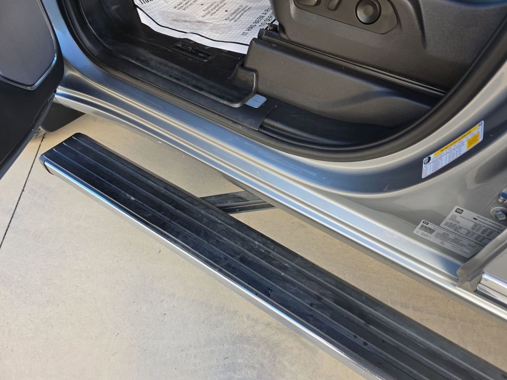 Used 2024 Chevrolet Silverado 1500 High Country w/ Z71 Off-Road Package image 16