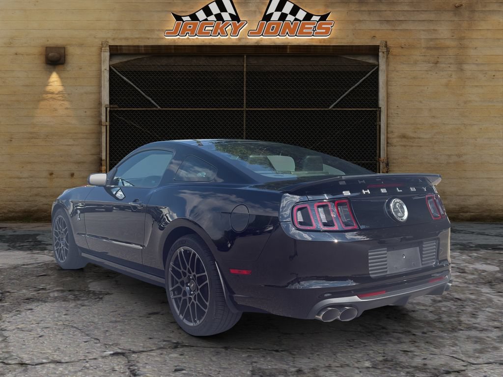Used 2013 Ford Mustang Shelby GT500 RWD image 6