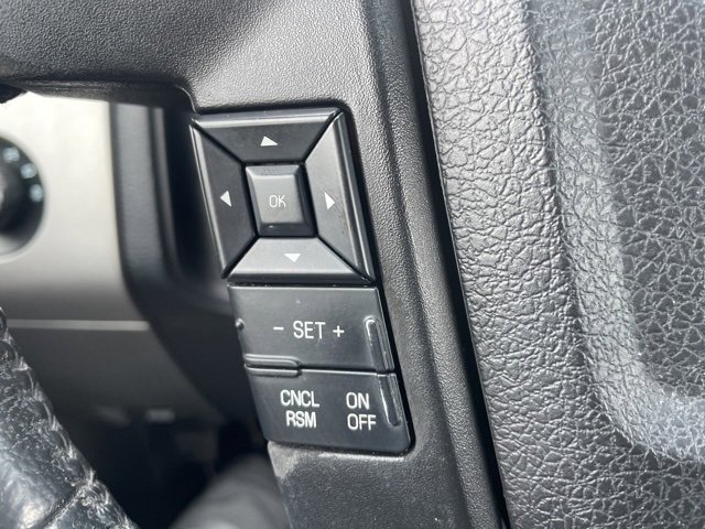 Used 2015 Ford Expedition XLT image 20