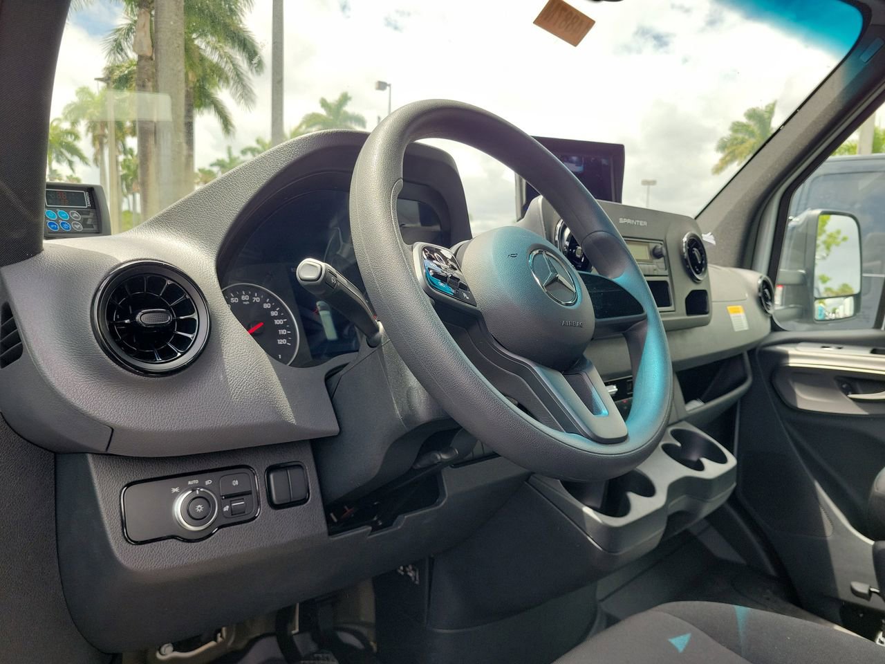 New 2024 Mercedes-Benz Sprinter 3500 image 25