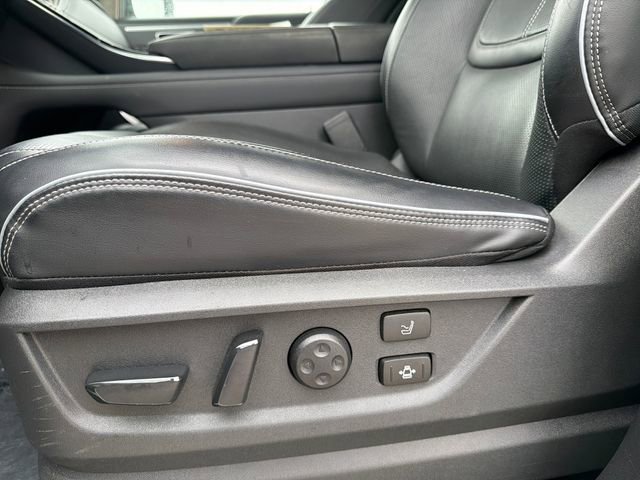 Used 2025 INFINITI QX80 Sensory AWD/4WD image 29