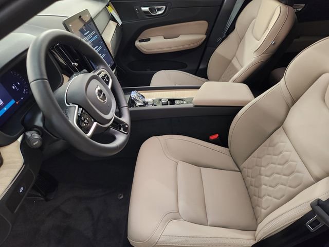 New 2026 Volvo XC60 B5 Plus w/ Protection Package Premier AWD/4WD image 14