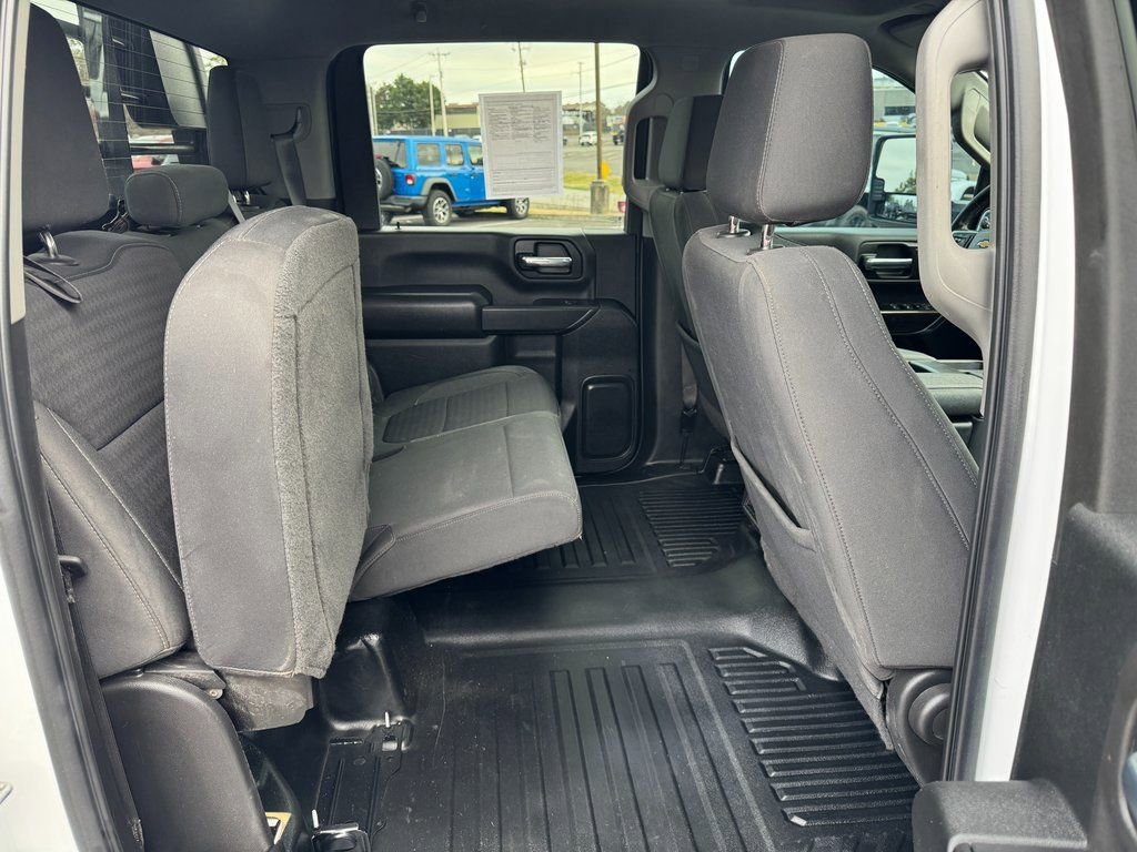 Used 2022 Chevrolet Silverado 3500 LT w/ Convenience Package AWD/4WD image 19