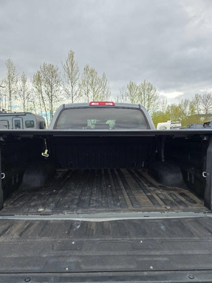 Used 2018 Toyota Tundra Platinum AWD/4WD image 10