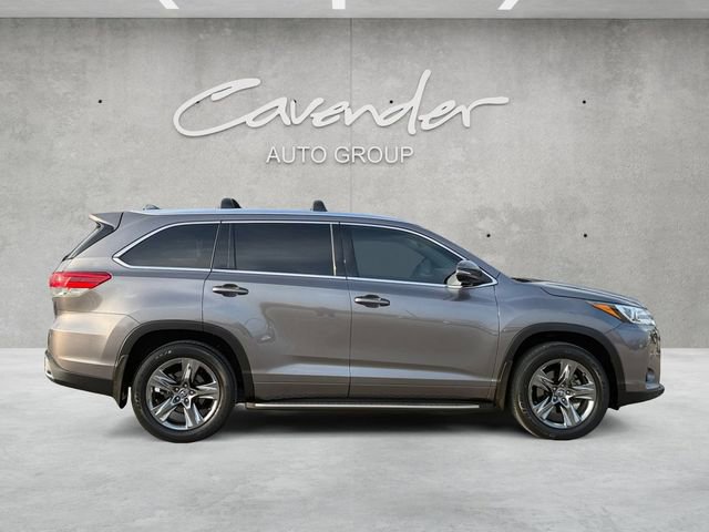 Used 2019 Toyota Highlander Limited Platinum image 17