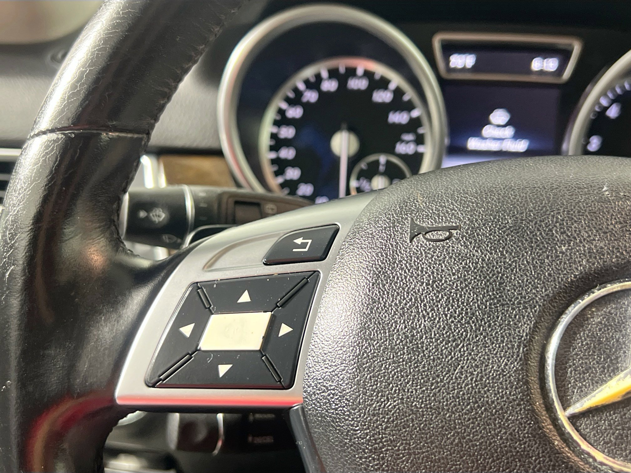 Used 2015 Mercedes-Benz ML 350 4MATIC image 18