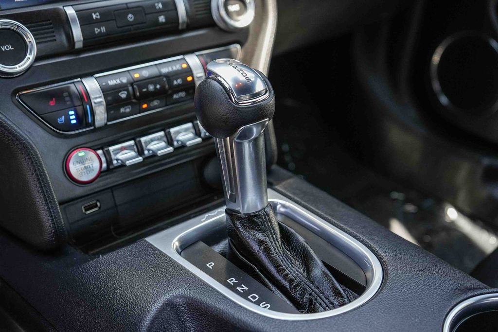 Used 2022 Ford Mustang Premium RWD image 22