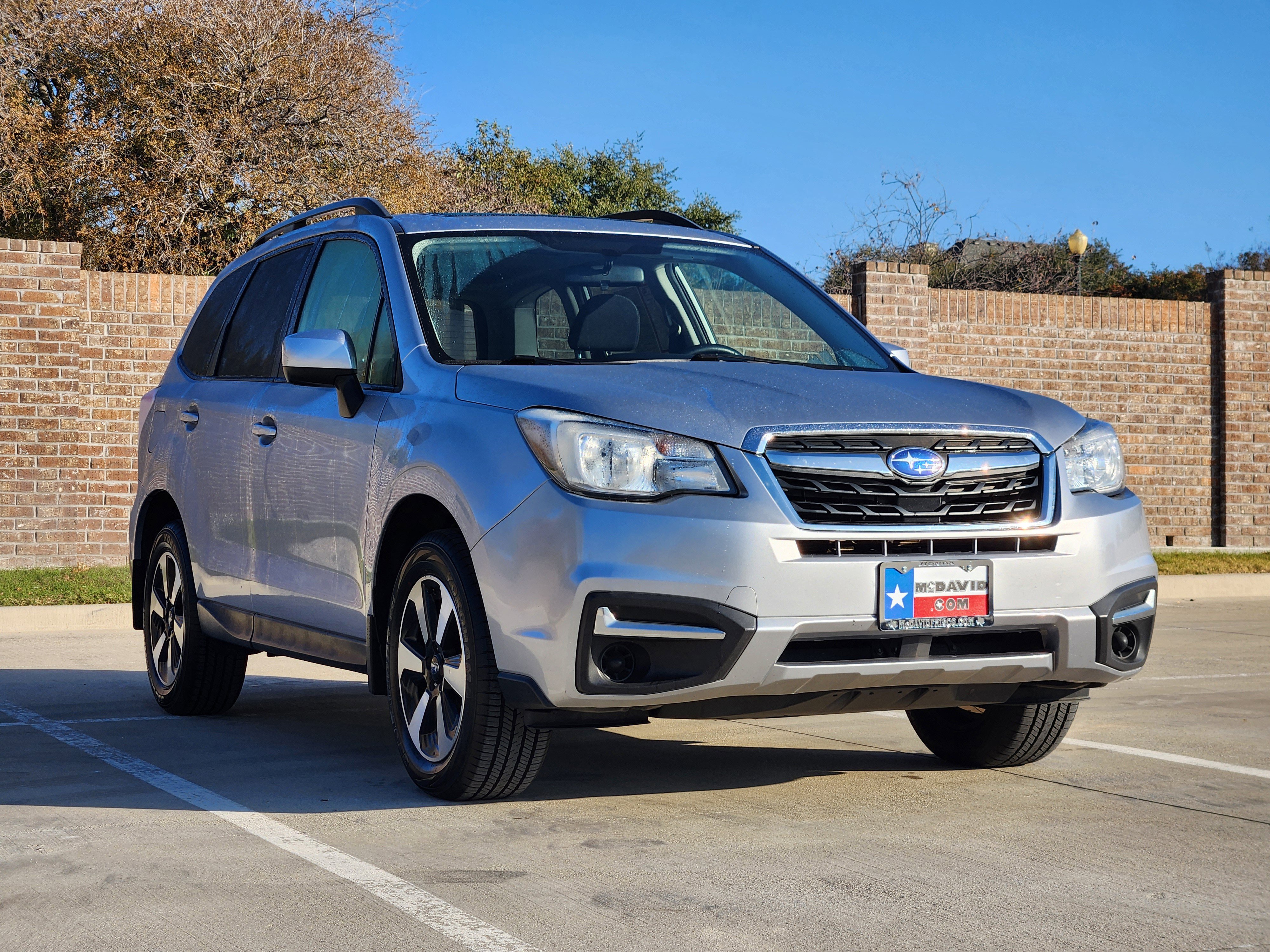 Used 2017 Subaru Forester 2.5i Premium w/ All-Weather Package image 4