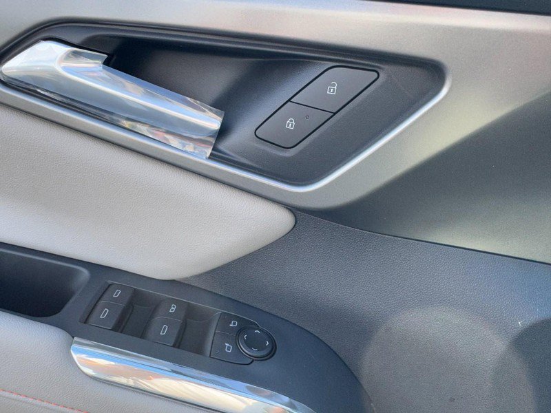 New 2026 Chevrolet Traverse LT w/ Midnight/Sport Edition image 35