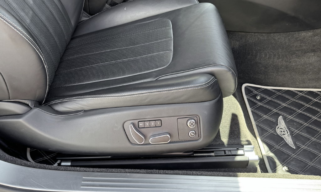 Used 2012 Bentley Continental GT AWD/4WD image 36