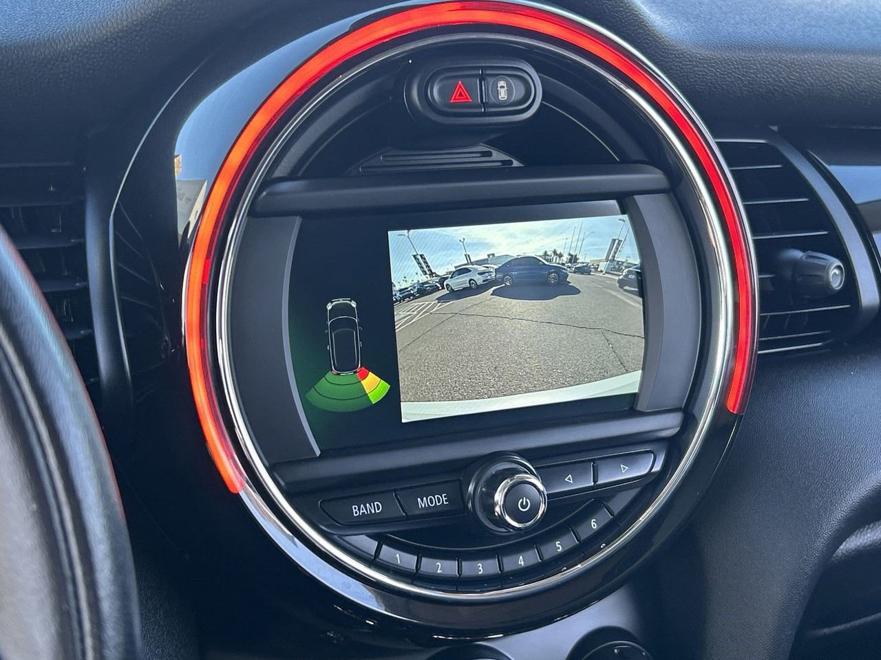 Used 2021 MINI Cooper 2-Door Hardtop image 23