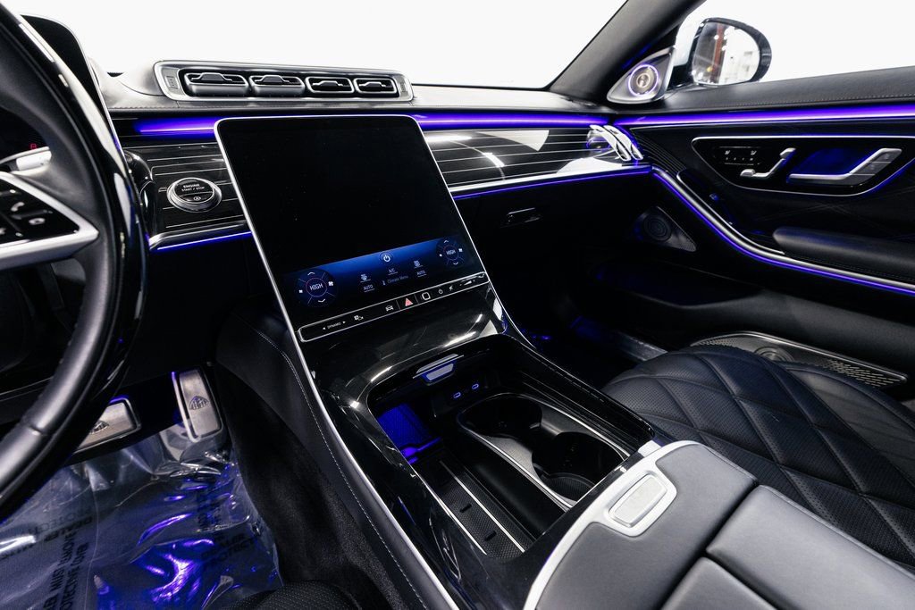 Used 2024 Mercedes-Benz Maybach S 580 4MATIC image 15