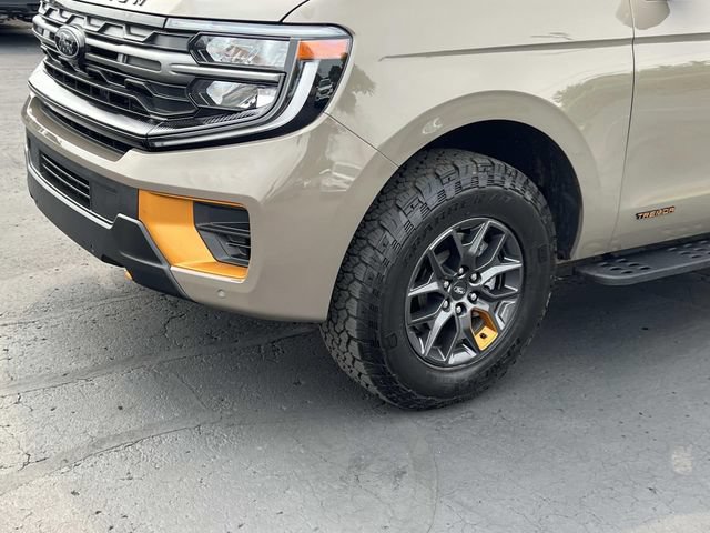 Used 2026 Ford Expedition Tremor AWD/4WD image 8