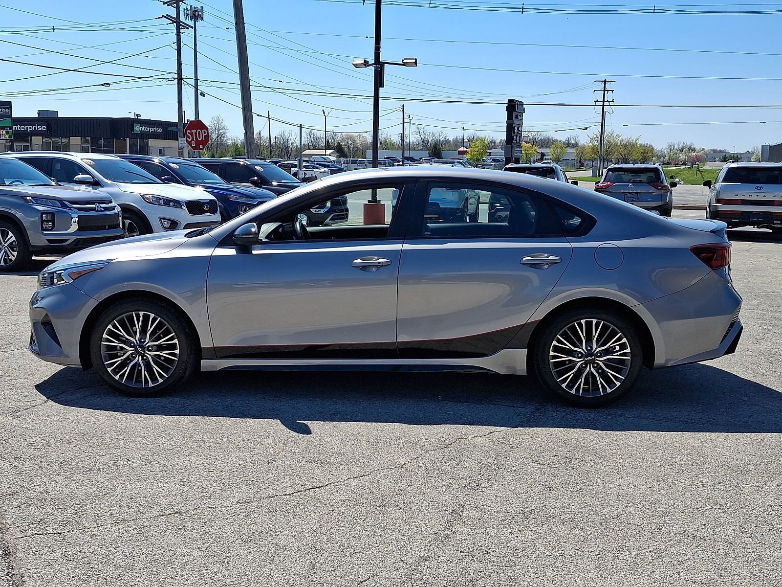 Used 2023 Kia Forte GT-Line image 4