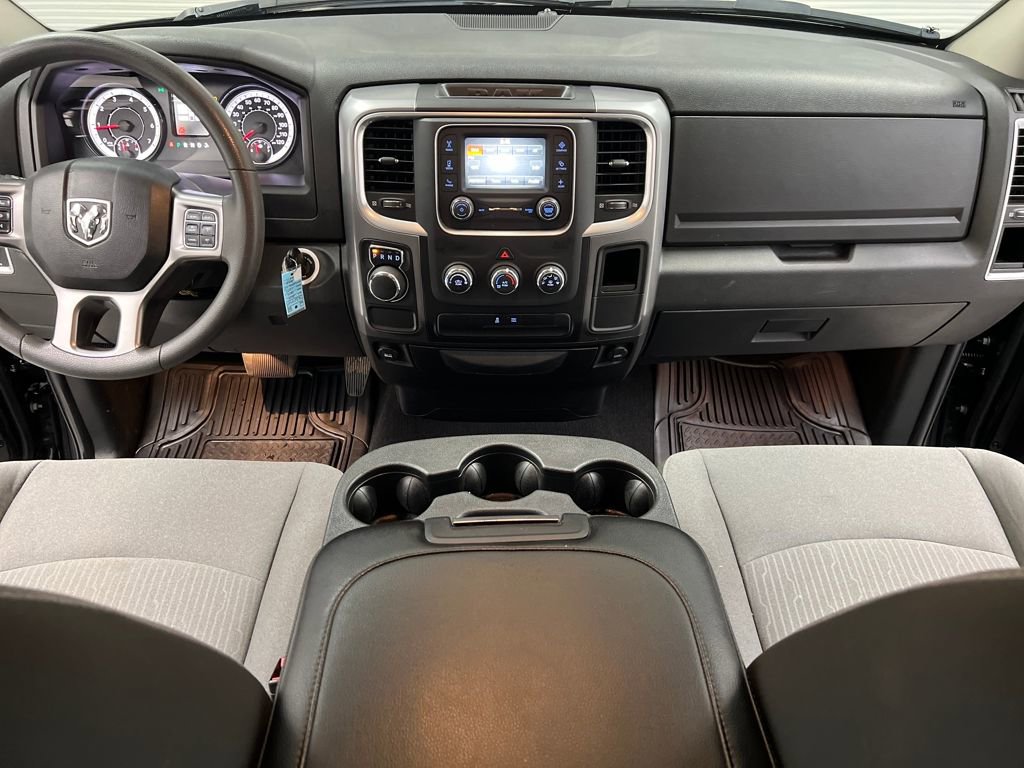 Used 2024 RAM 1500 Classic SLT image 30