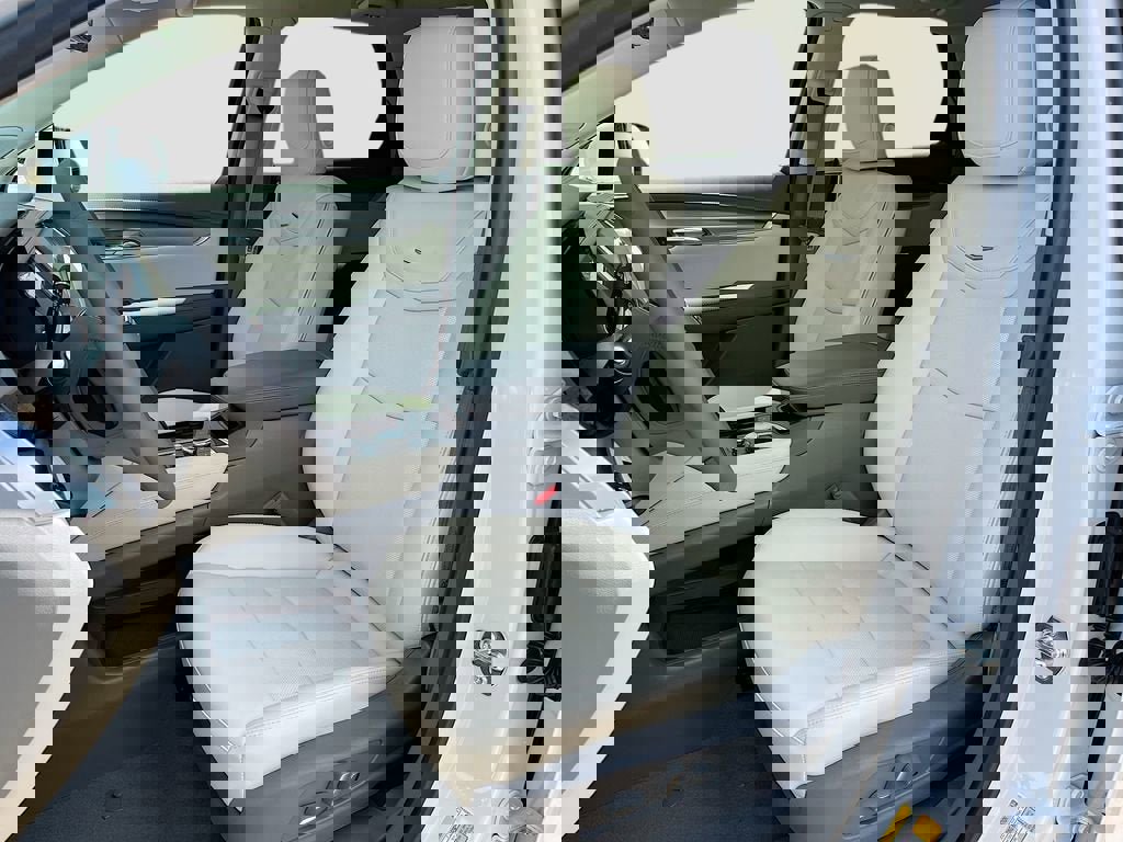 New 2026 Cadillac XT5 Premium Luxury w/ Driver Assist Package AWD/4WD image 15