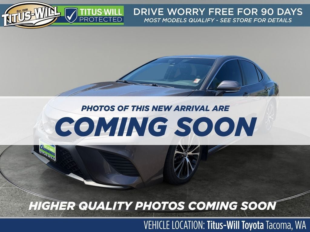 Used 2020 Toyota Camry SE w/ Convenience Package FWD image 2