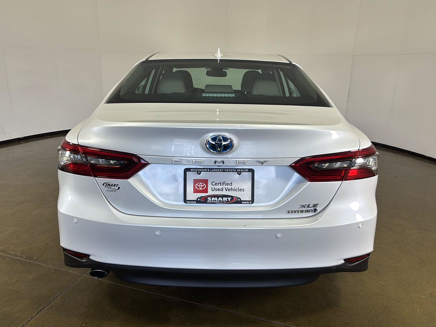Used 2022 Toyota Camry XLE w/ Navigation Upgrade Package FWD image 20