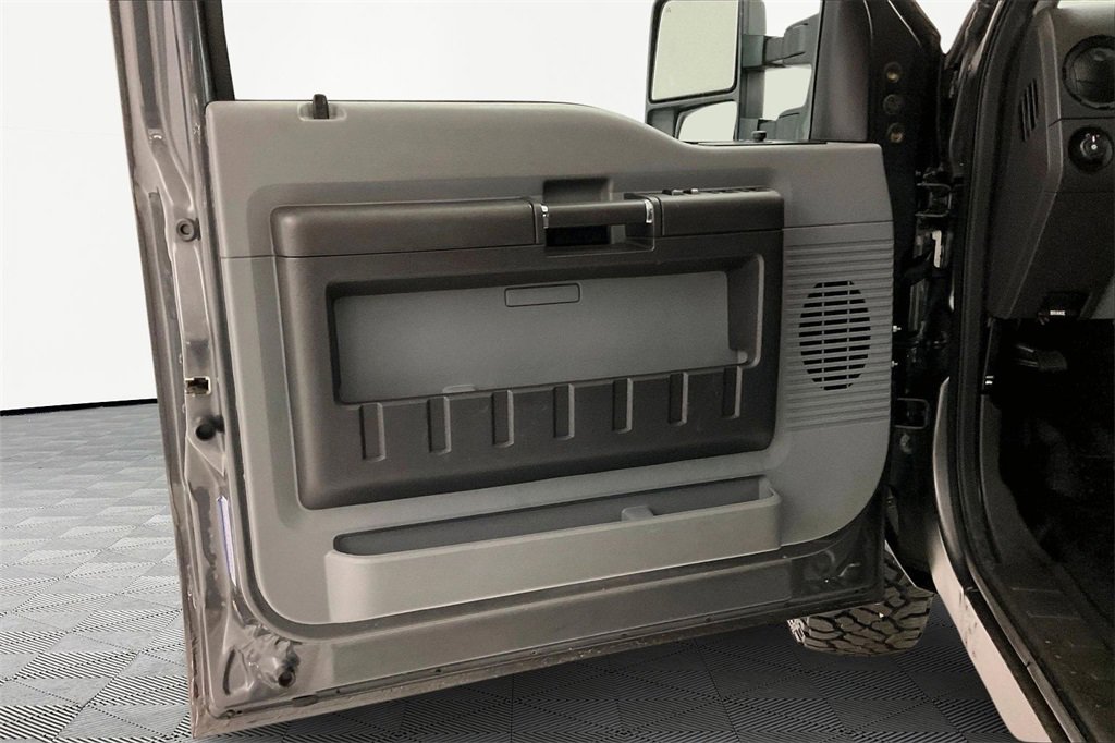 Used 2015 Ford F250 XL w/ Power Equipment Group image 15