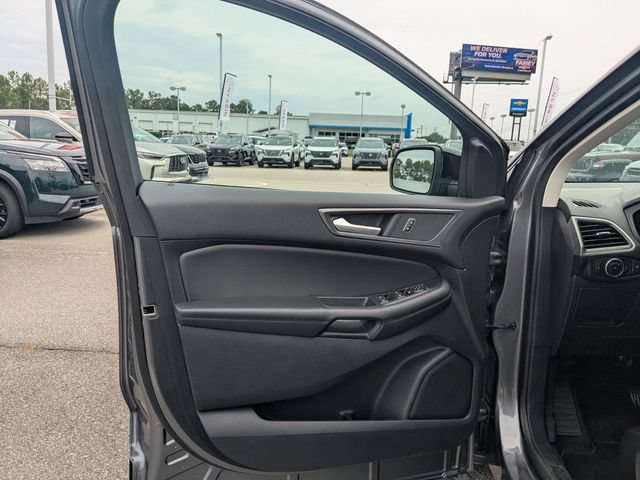 Used 2024 Ford Edge SE AWD/4WD image 11