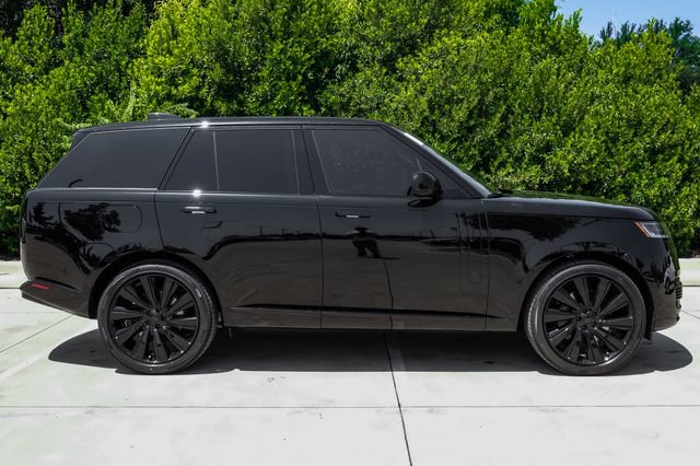 New 2026 Land Rover Range Rover SV AWD/4WD image 8